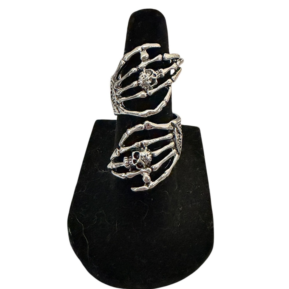 Creepy Unisex Skeleton Claw Adjustable Ring - New